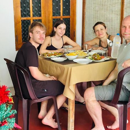 Nethmi Homestay & Restaurant Tangalle Zewnętrze zdjęcie