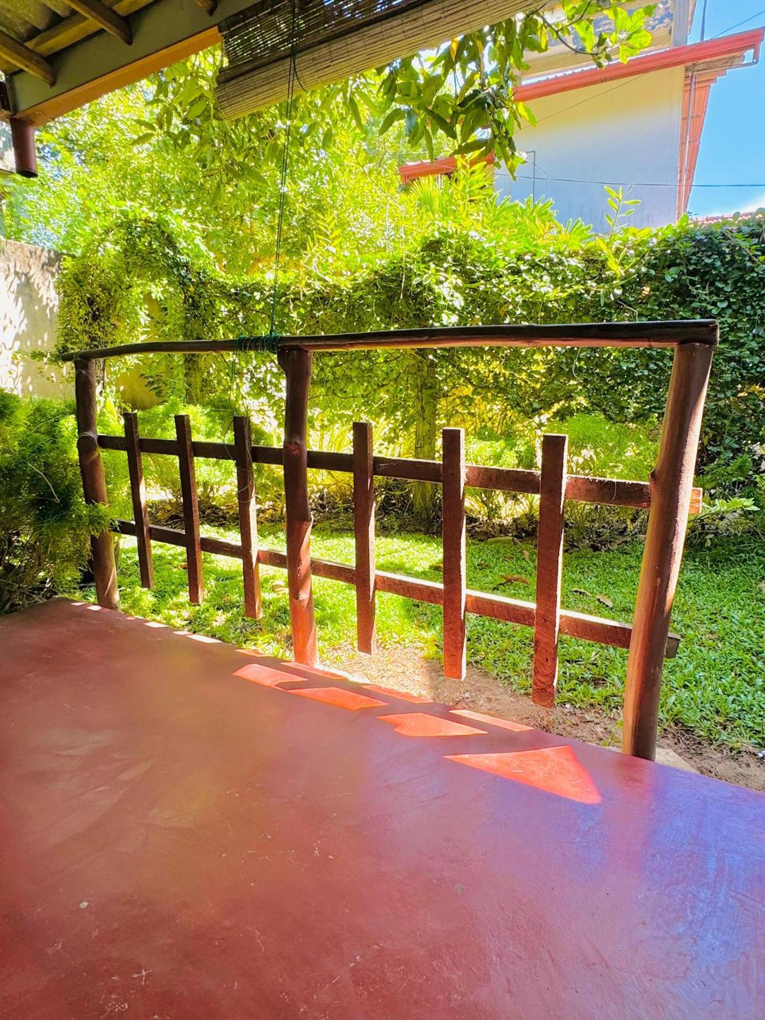 Nethmi Homestay & Restaurant Tangalle Zewnętrze zdjęcie
