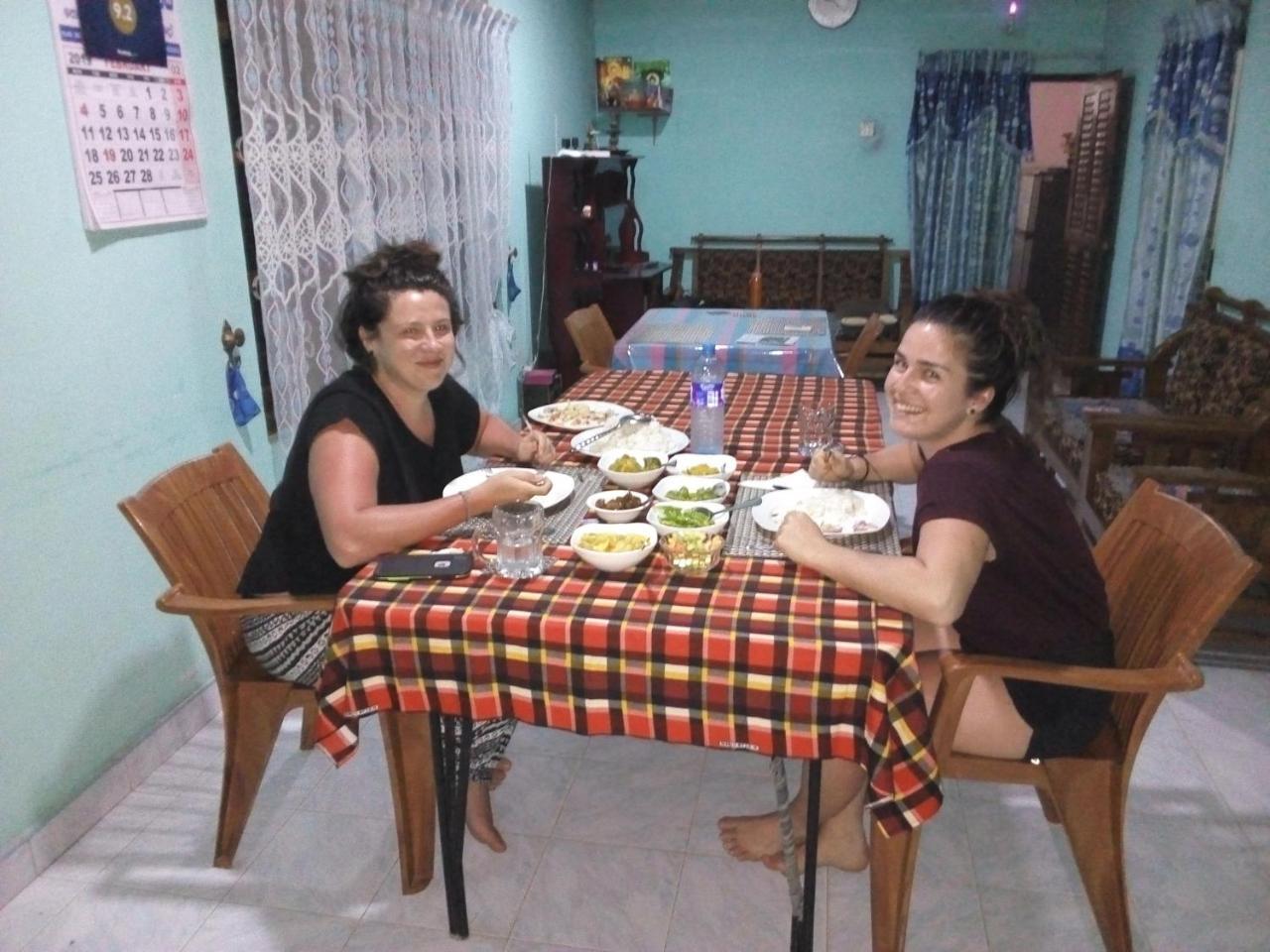 Nethmi Homestay & Restaurant Tangalle Zewnętrze zdjęcie