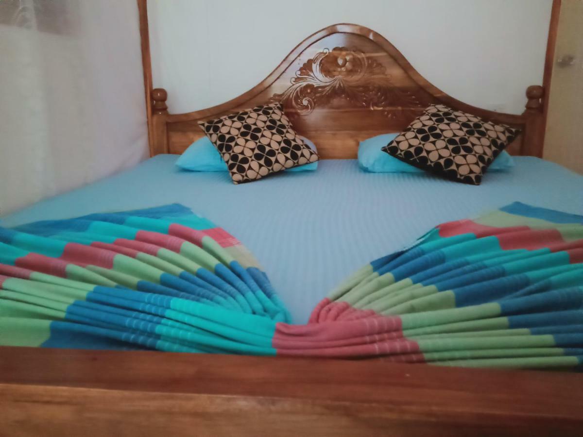 Nethmi Homestay & Restaurant Tangalle Zewnętrze zdjęcie